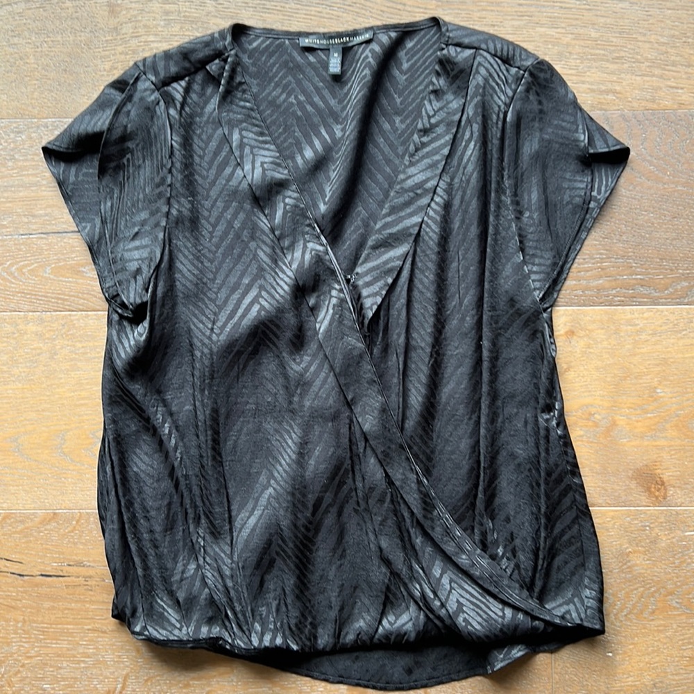 White House black market short sleeve blouse